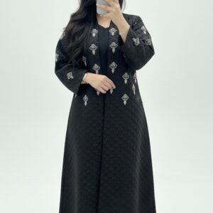 عباية شتوية سوداء