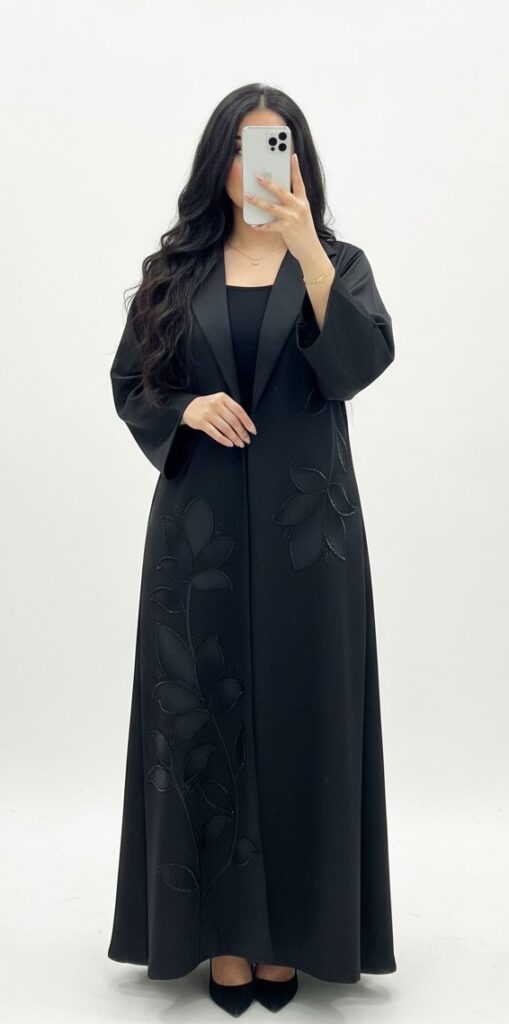 عبايات قماش كوري